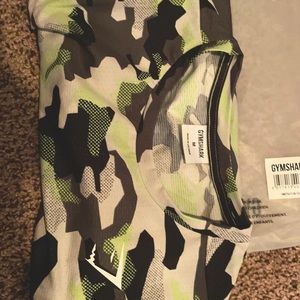 - Gymshark medium arrival breathable shirt